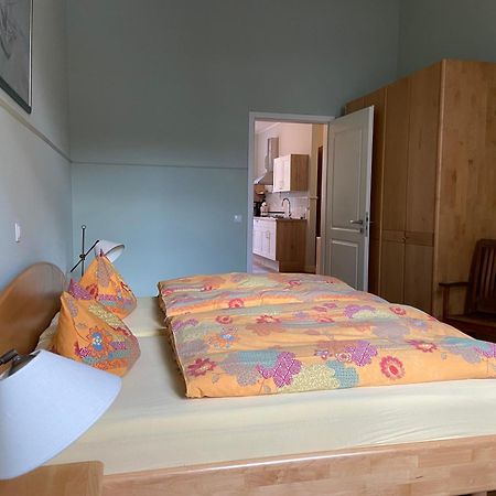 Fewo Mit 2 Schlafzimmern, Wohnkueche, Terrasse Bonn Zewnętrze zdjęcie