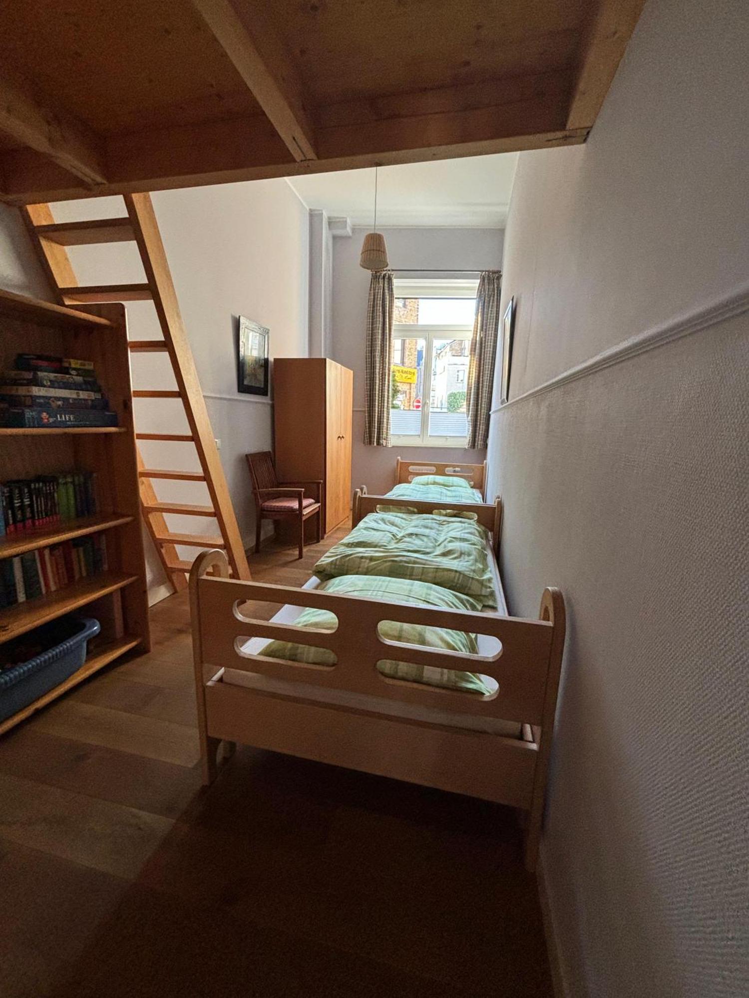 Fewo Mit 2 Schlafzimmern, Wohnkueche, Terrasse Bonn Zewnętrze zdjęcie