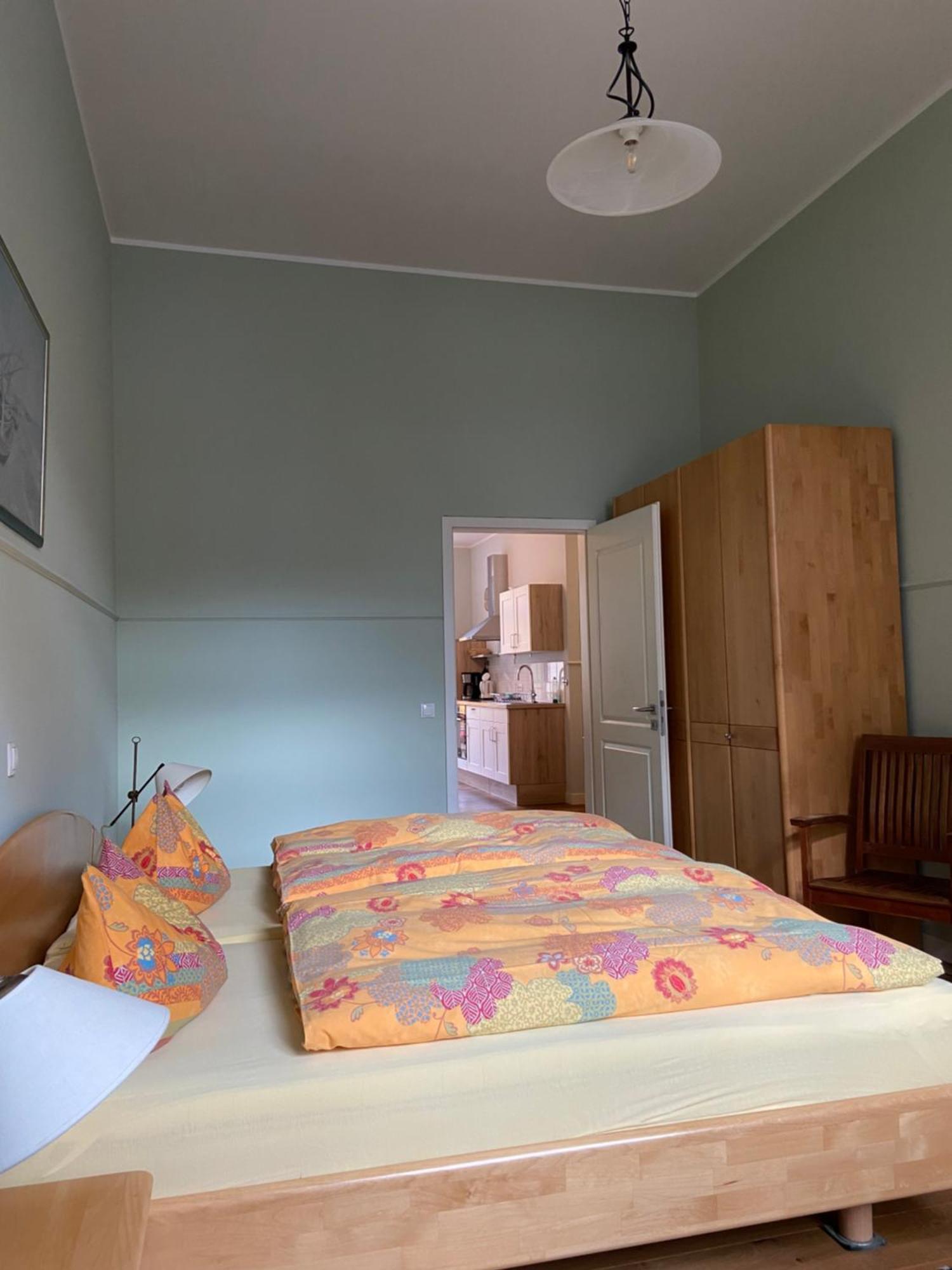 Fewo Mit 2 Schlafzimmern, Wohnkueche, Terrasse Bonn Zewnętrze zdjęcie