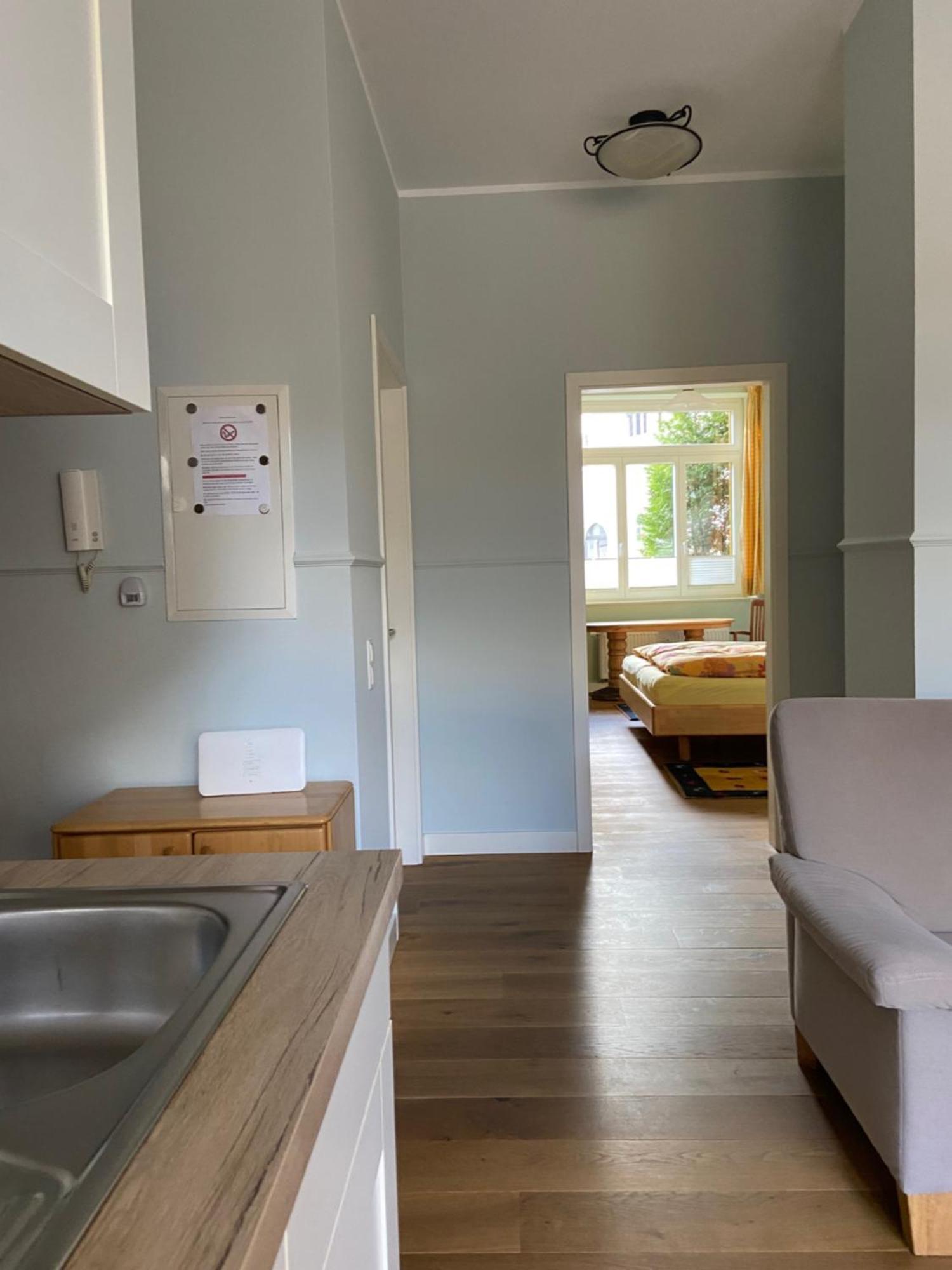 Fewo Mit 2 Schlafzimmern, Wohnkueche, Terrasse Bonn Zewnętrze zdjęcie