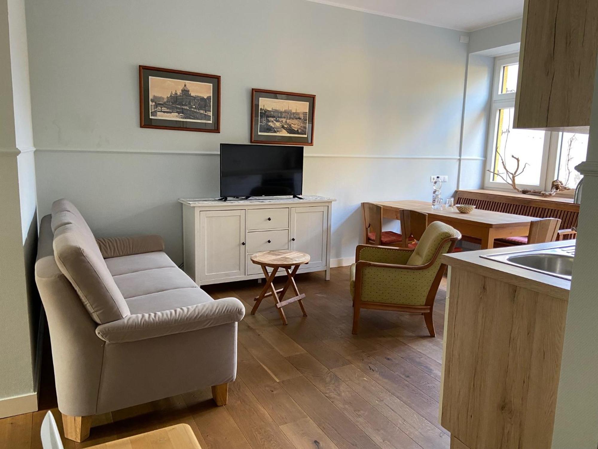 Fewo Mit 2 Schlafzimmern, Wohnkueche, Terrasse Bonn Zewnętrze zdjęcie